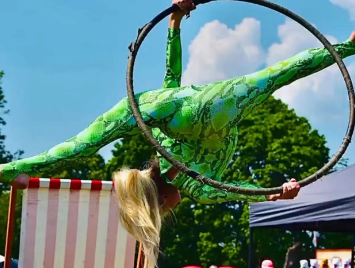 https://beentertained.co.uk/wp-content/uploads/2026/01/Acts-Speciality-Acts-Aerial-Artists-1.webp